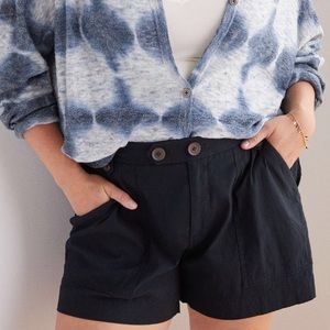 NWT Anthropologie Classic High Rise Shorts. Size 14